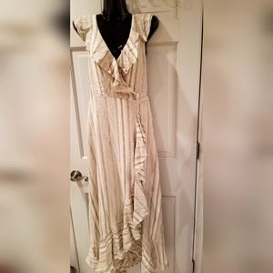 New Strut & Bolt Long Short Sleeve Open Back Dress